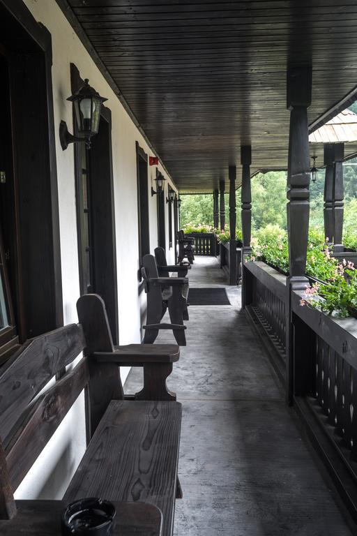 Pensiunea La Moara Fundu Moldovei Ngoại thất bức ảnh